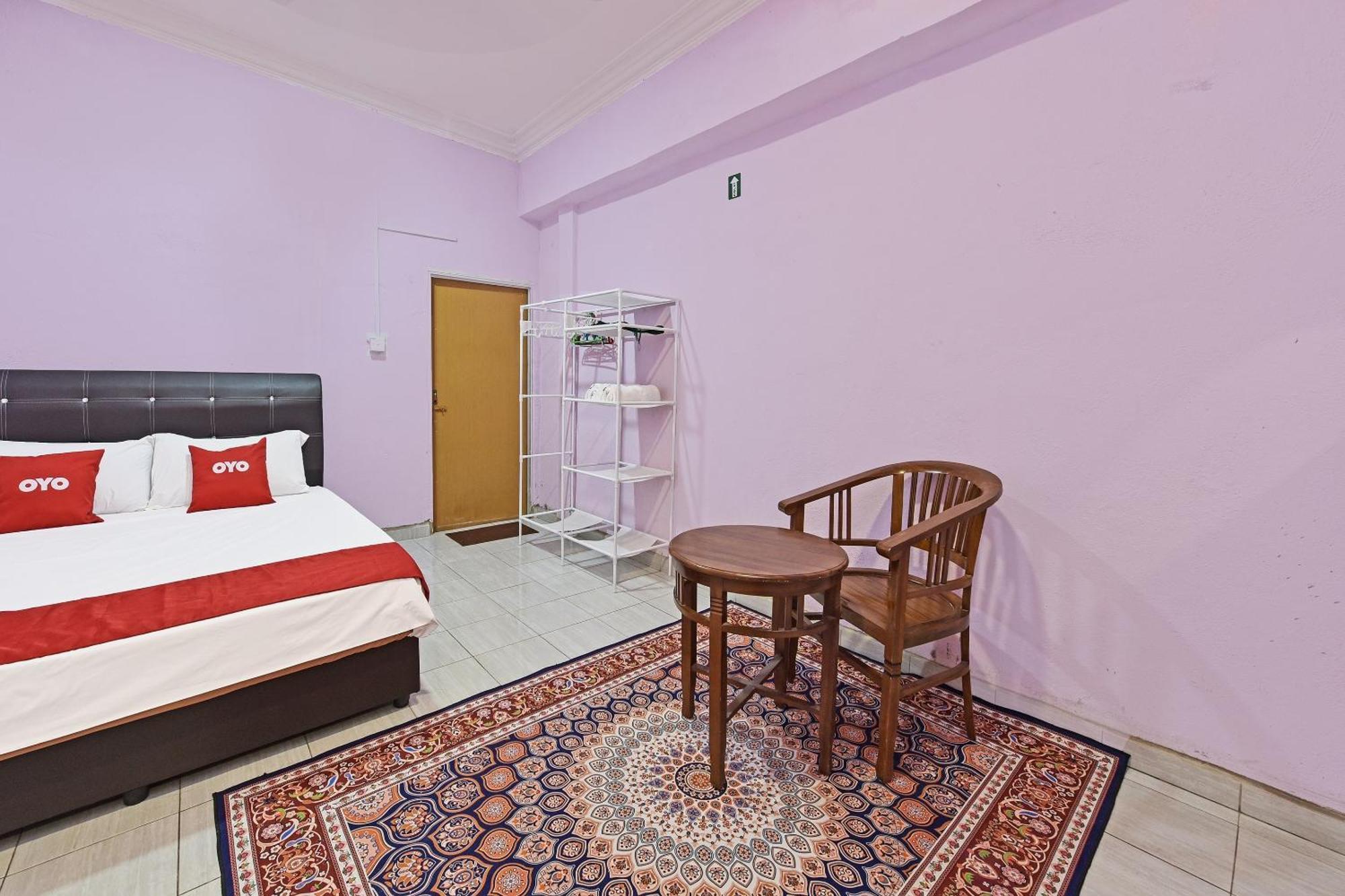 Oyo 90551 Zn Mix Homestay & Roomstay Kampung Raja Exteriör bild