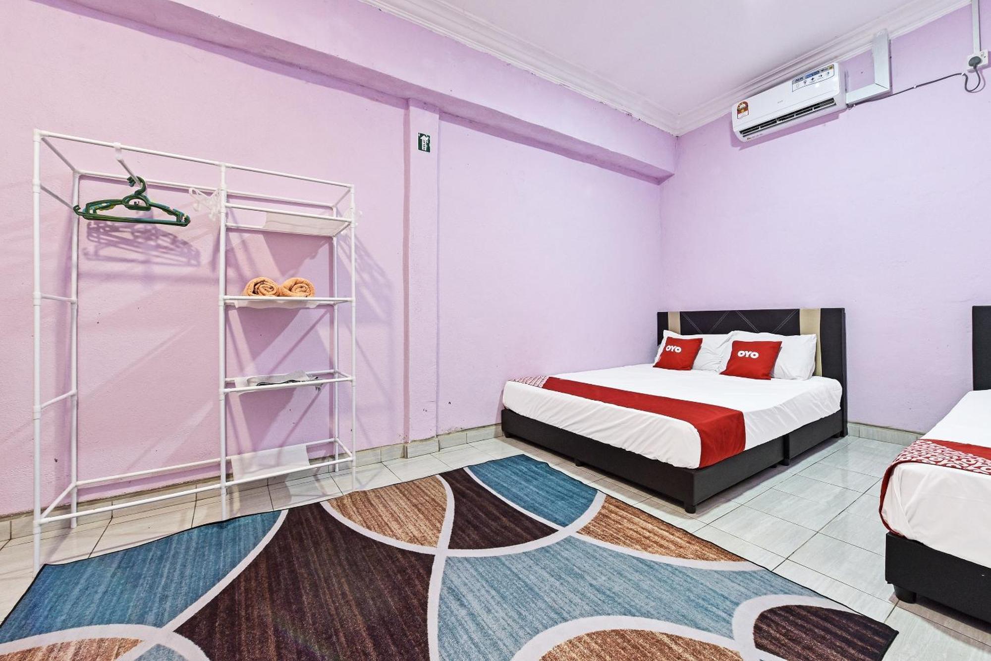 Oyo 90551 Zn Mix Homestay & Roomstay Kampung Raja Exteriör bild